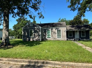 1211 17th St, Orange, TX 77630