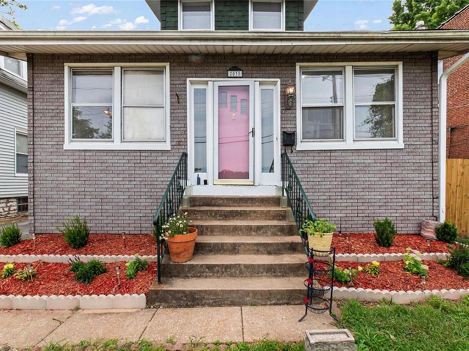 1st image of 2038 McLaran Ave
