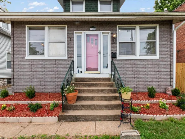 2038 McLaran Ave, Saint Louis, MO 63136