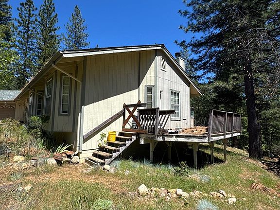 2nd image of 6396 Log Cabin Ln