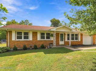 302 Cheryl Ave, Vine Grove, KY 40175