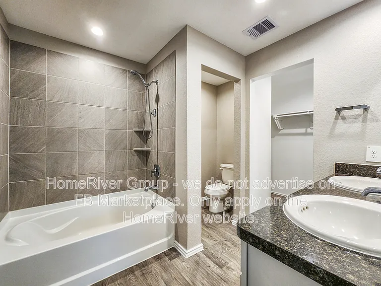 5435 Portwood Acres Dr — Photo 10