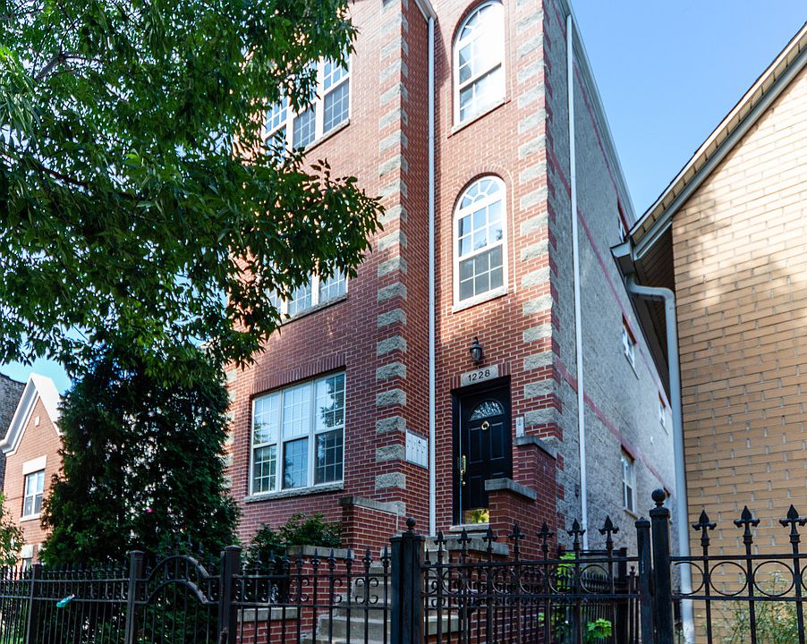 1st image of 1228 N Campbell Ave APT 3