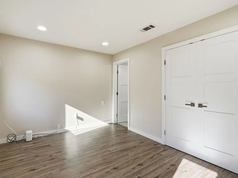 4621 Mia Cir — Photo 23