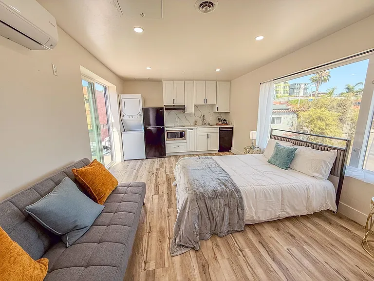 2519 Columbia Street — Photo 26