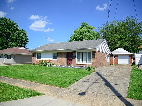 2nd image of 3309 Moulton Ln
