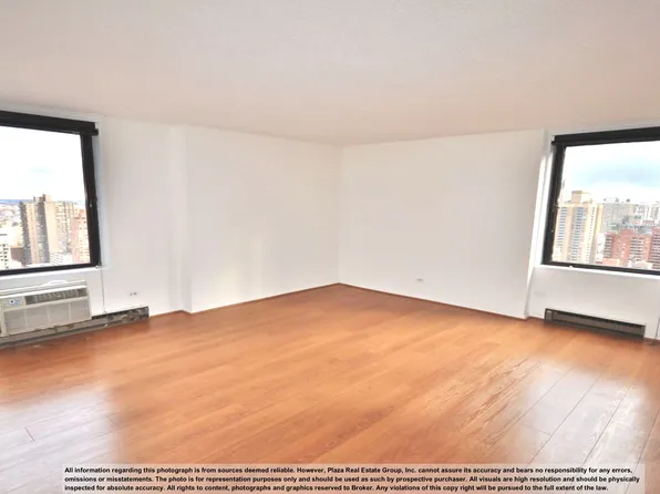 1641 Third Avenue image 1 of 7