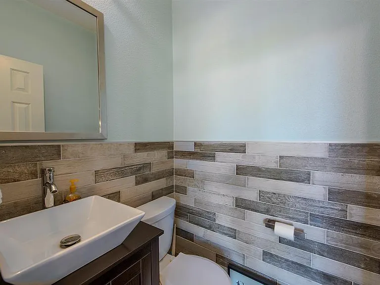 14111 Manderly Dr — Photo 15