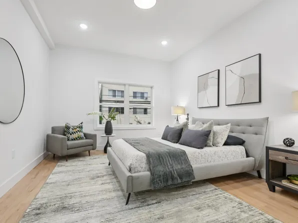 78 Beacon Avenue image 21 of 50