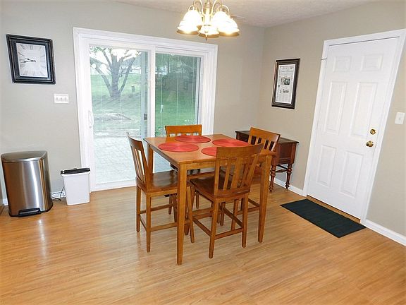 5th image of 2966 Turfway Dr