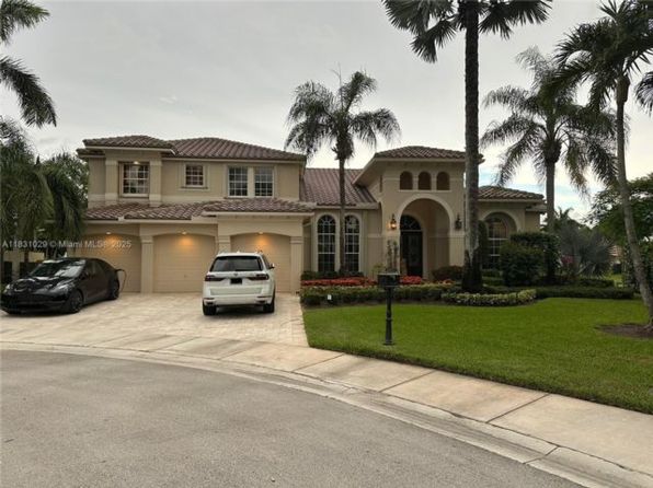 2534 Montclaire Ct