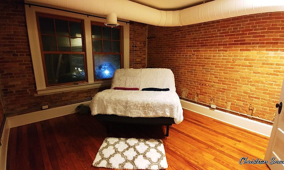 1st image of 212 W Main St Suite 200