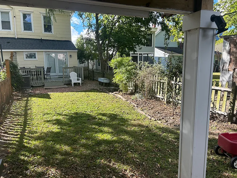 225 Randolph Ave — Photo 4