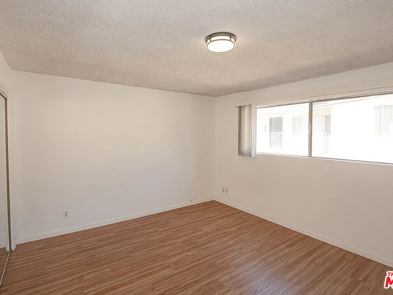 11515 Ohio Ave #3 — Photo 12