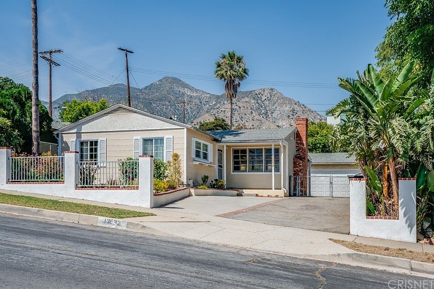 13692 Simshaw Ave, Sylmar, CA 91342 Zillow