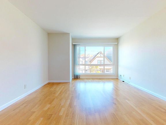 4th image of 359 21st Ave #4