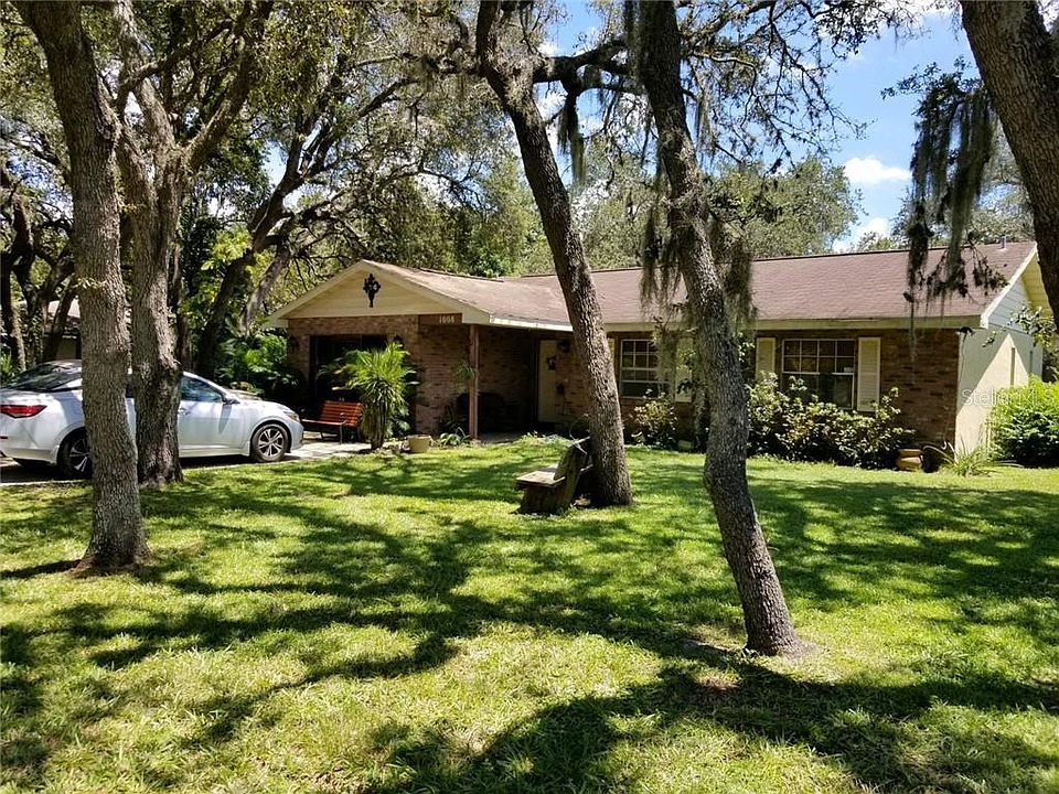 1st image of 1008 Country Oaks Blvd