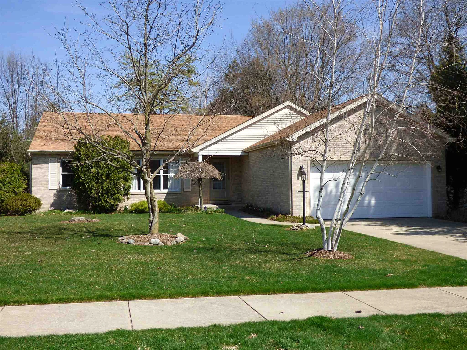 1227 Apple Ridge Ct photo 1