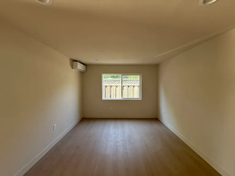1016 S 8th St #2 — Photo 6