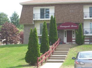 20 Dearborn Rd #CST17, Tilton, NH 03276