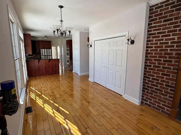 11238 Lake Shore Ct — Photo 33