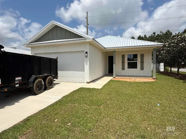 8001 Carmel Cir, Foley, AL 36535