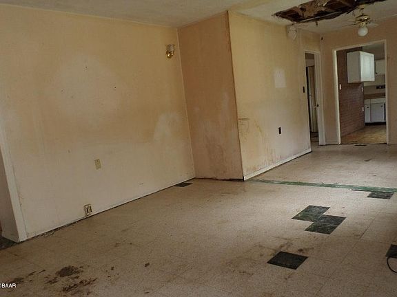 2nd image of 1436 Moravia Ave