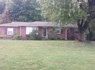 2431 Cabin Hill Rd, Nashville, TN 37214