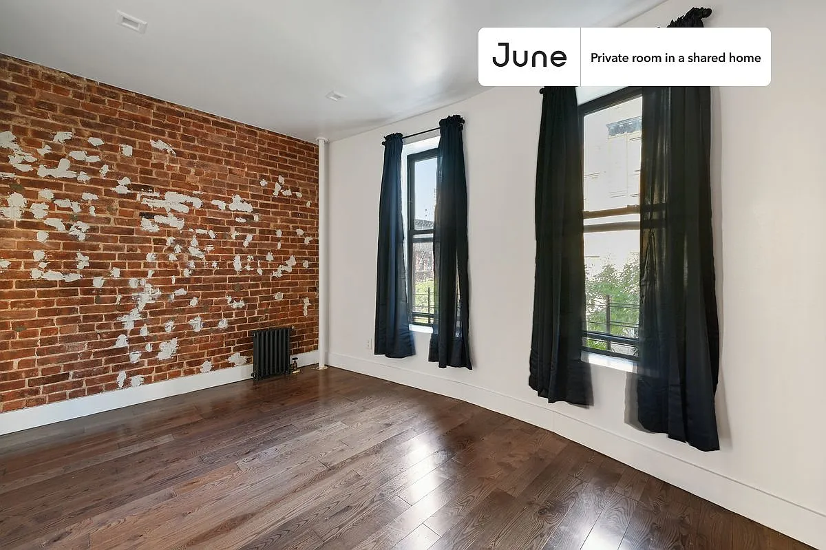 Full bedroom in 4 bed/2 bath home in West Harlem #597 A — Photo 3