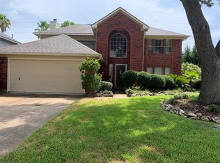 9075 Waving Fields Dr, Houston, TX 77064