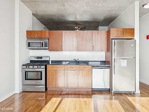 2nd image of 1720 S Michigan Ave APT 2515