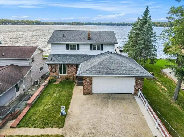 701 E Shore Dr, Battle Creek, MI 49017