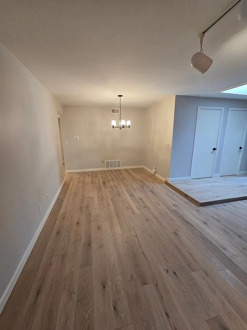 Beautifully Updated! 3bd/2ba Del Mar Home With Solar, Smart Home Features, Garage And Peaceful Ba... — Photo 4