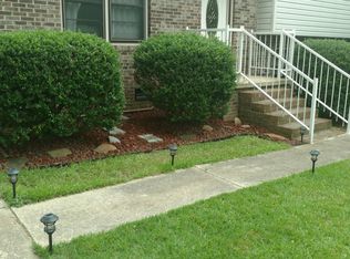 91 Lakeview Dr, Seneca, SC 29672