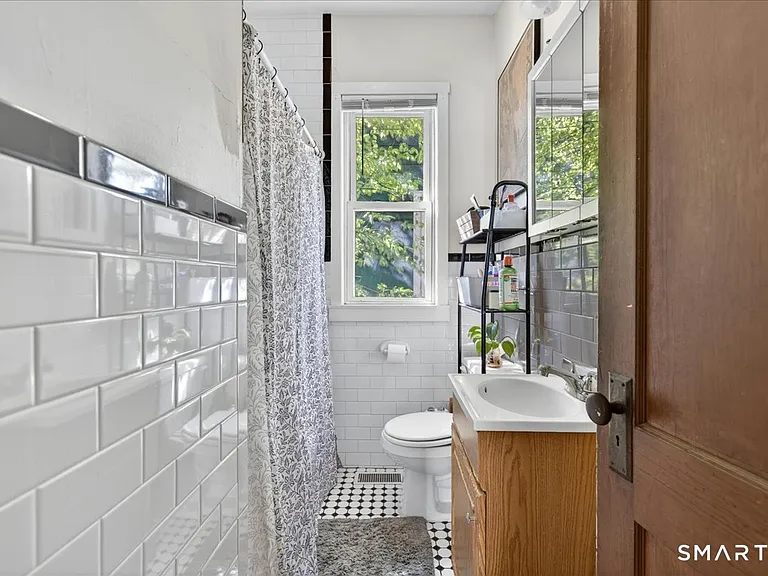 106 Lawrence St #1 — Photo 22