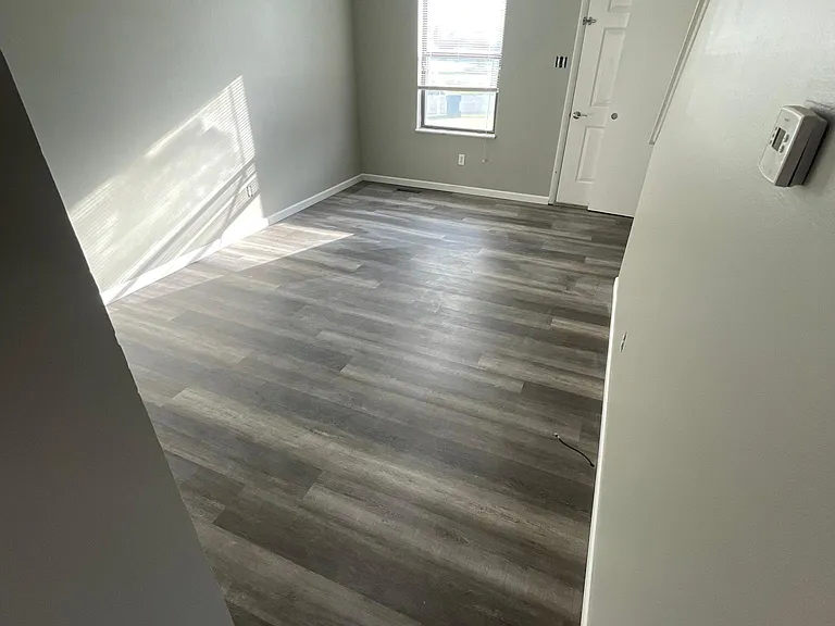 2 Buckingham Pl — Photo 4