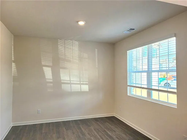 89 Rapps Ave — Photo 10