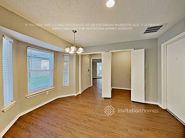 2206 Cedarcrest Dr — Photo 7