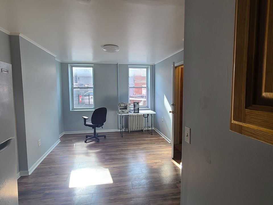 1st image of 142 School St #1A