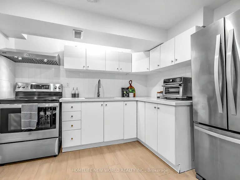 1045 Pharmacy Ave #LOWER LEVEL — Photo 1