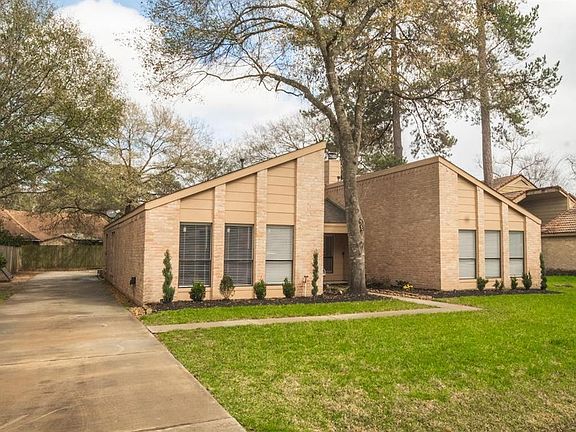 2nd image of 11910 Meadowview Dr