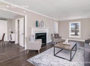 2000 W 86th Ter, Leawood, KS 66206