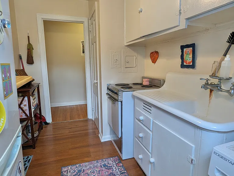 2851 Thornhill Rd #111B — Photo 9