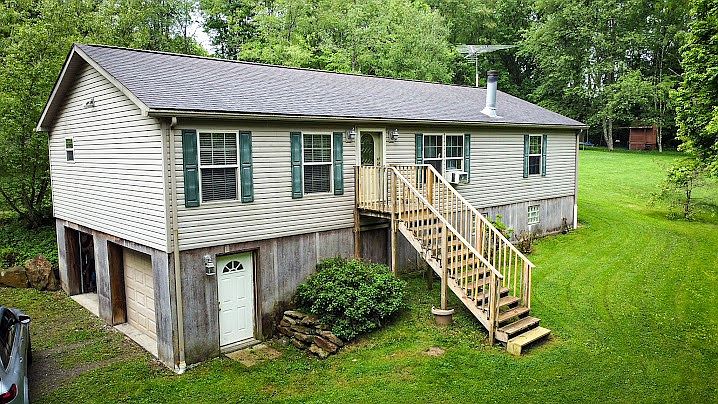 1st image of 326 Gray Ave