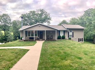 1934 White Oak Rd, Mount Pleasant, IA 52641