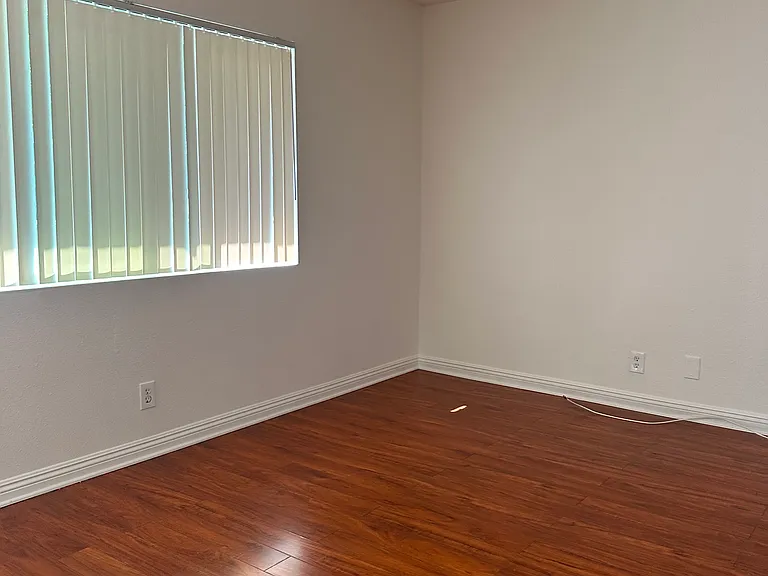 12048 Downey Ave #M — Photo 4