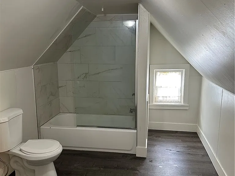 144 Adams St — Photo 7