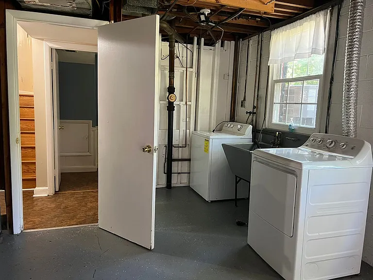 8407 W Boulevard Dr — Photo 19
