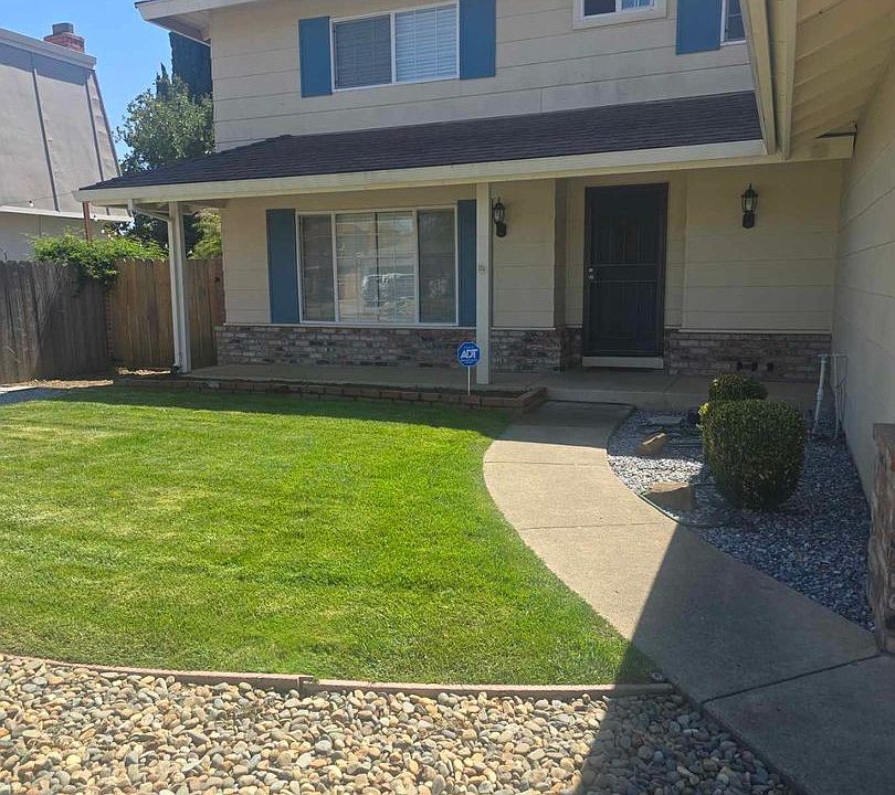 1st image of 2745 Owens St