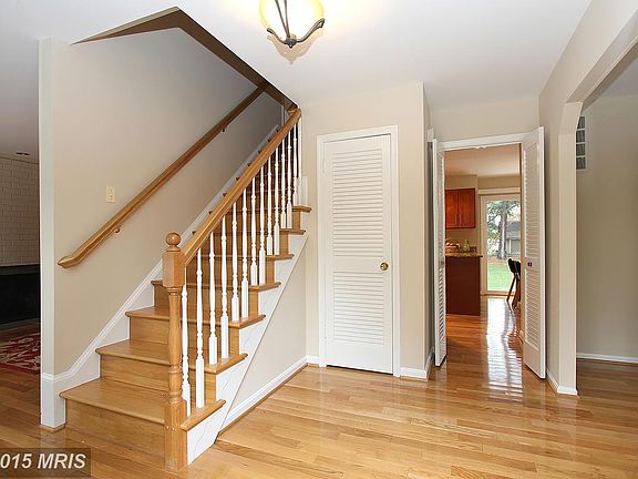 2nd image of 10121 Colebrook Ave